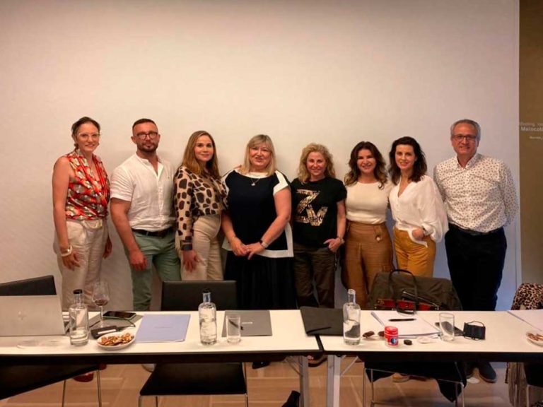 Expertos Advisory board